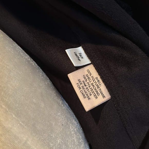 Philosophy Faux Vegan Leather Vest - Picture 4 of 6